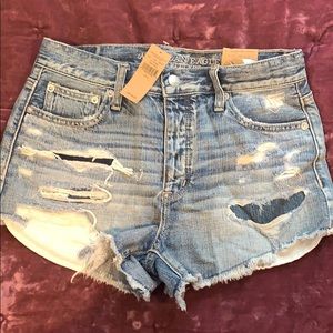 American Eagle destroyed/distressed denim shorts.